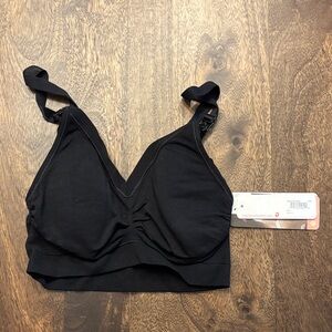 Ingrid & Isabel nursing bra